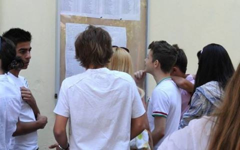 A fost socul vietii ei. Cat a primit, dupa recorectare, o eleva din Teleorman care a luat 3,45 la romana