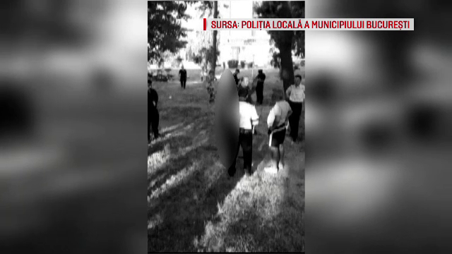 Dupa ce fiii lor s-au certat, doi tati au vrut sa le ofere un "exemplu". S-au dus in Parcul Carol si s-au luat la bataie