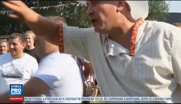 Satul din Rusia unde se organizeaza anual festivalul balegarului. In curand va ajunge la fel de valoros ca aurul