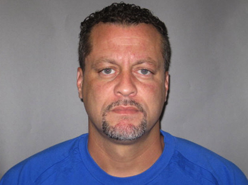 Cine sunt victimele atacului din Michigan, dupa ce un detinut a ucis doi grefieri. Prima imagine cu atacatorul