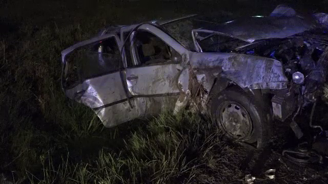 Un tanar de 18 ani, cu permis de o luna, s-a rostogolit de mai multe ori cu masina. Manevra care i-a pus in pericol viata