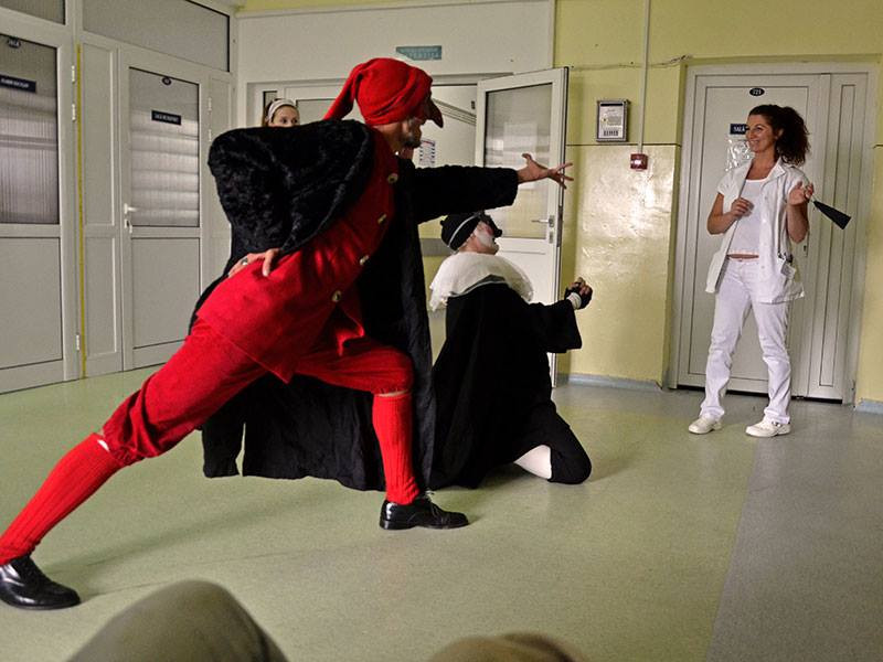 Asociatia Create.Act.Enjoy organizeaza cea de-a patra editie a programului de terapie prin arta, Un + de fericire