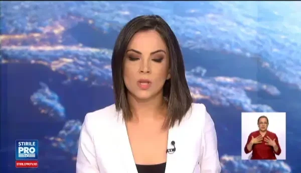 Incendiu puternic in judetul Suceava, dupa ce doua gospodarii au luat foc. Pompierii s-au luptat 4 ore cu flacarile