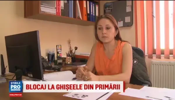 Functionarii din administratia locala au refuzat marti sa lucreze, in semn de protest. Reactia Ministrului Muncii