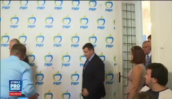 PMP fuzioneaza cu UNPR. Cum va avea partidul lui Traian Basescu de 3 ori mai multi reprezentanti in Parlament