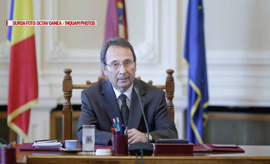 Preşedintele CCR confirmă că a fost la o conferinţă în Rusia. Ce ar fi discutat cu Meleşcanu