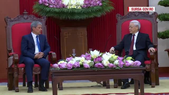 Cum a fost primit Dacian Ciolos in Vietnam, tara comunista unde niciun premier roman nu a mai fost de 21 de ani