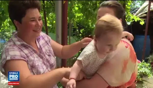 Povestea tinerei din Vaslui care a luat Bacalaureatul cu 9,96 dupa ce a nascut o fetita. Am simtit ca am dezamagit