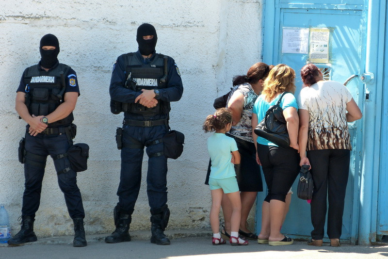 Trupele speciale au intervenit in penitenciar pentru a calma revoltele. Numarul celor care refuza hrana a scazut