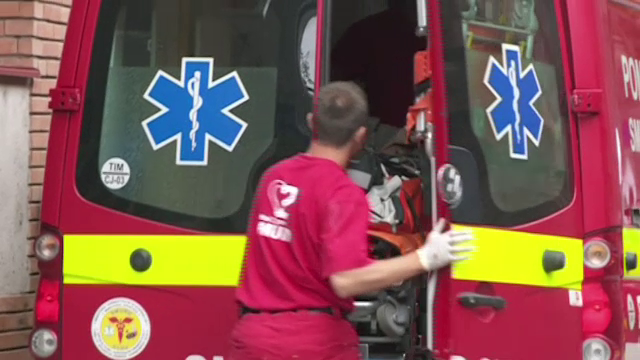 Accident de munca dramatic in Dej. Un militar a cazut de pe acoperisul cladirii pe care o reabilita si a murit