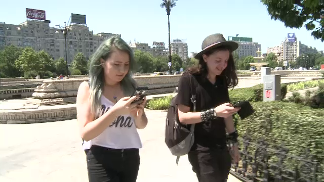 Pokemon Go a ajuns si in Romania. O zi cu Mihai si Natasa, tinerii care il cauta pe Pikachu in Bucuresti