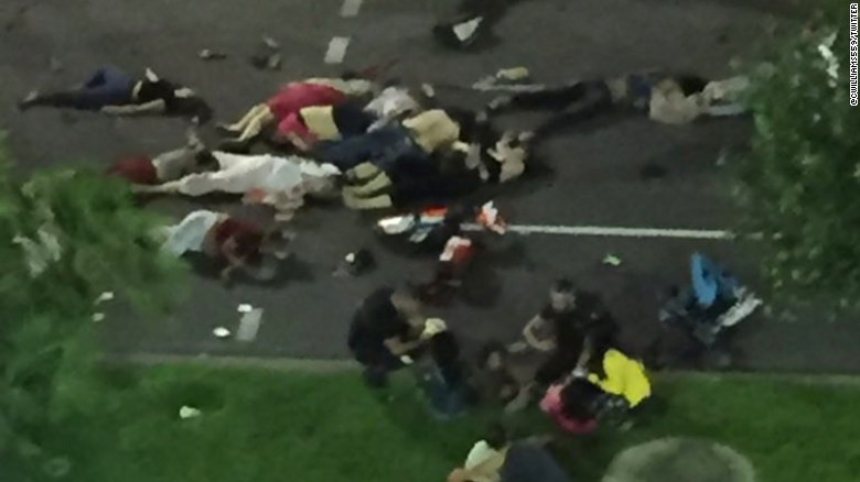 ATENTAT LA NISA. 84 de persoane au murit, iar alte 50 se "zbat intre viata si moarte". Fosta sotie a teroristului, arestata