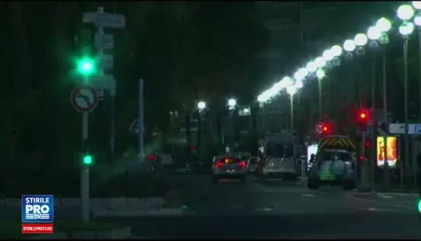 Erorile comise de autoritatile din Franta. Expertii numesc atentatul din Nisa atac asupra unor tinte usoare