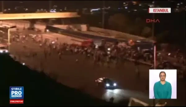 LOVITURA DE STAT DIN TURCIA a esuat. Sunt 60 de morti, si peste 750 de ofiteri, inclusiv generali, au fost retinuti