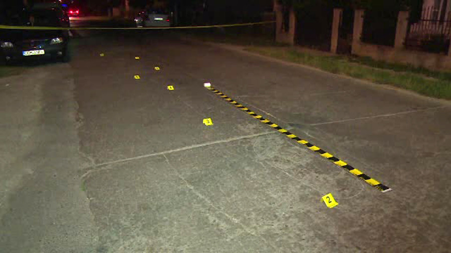 Un barbat din Targoviste, injunghiat pe strada, in fata celor 2 copii ai sai. Ce mesaje primise pe Facebook inainte