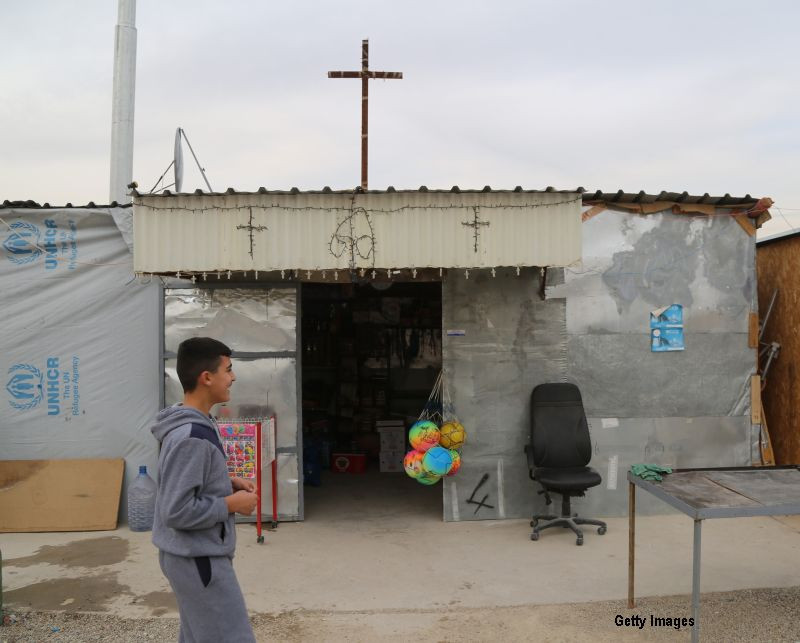 O fetita de 12 ani a fost arsa de vie de jihadistii Statului Islamic. Ultimele cuvinte pe care i le-a spus mamei sale