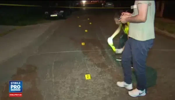 Un barbat din Targoviste, injunghiat pe strada, in fata celor 2 copii ai sai. Ce mesaje primise pe Facebook inainte