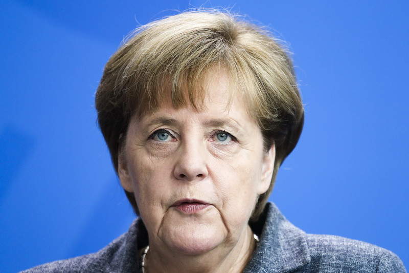 Merkel, discutie la telefon cu Erdogan: "Reintroducerea pedepsei cu moartea in Turcia impiedica aderarea tarii la UE"