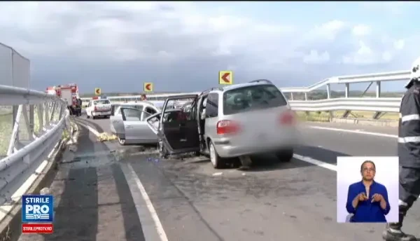 Accident cu doi morti si trei raniti langa Lugoj. Soferul vinovat nu si-ar fi dat seama ca circula pe contrasens