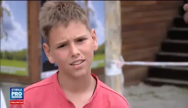 Studiu ingrijorator despre copii si internet. Ce spune o eleva de clasa a V-a despre postarile profesorului ei de matematica