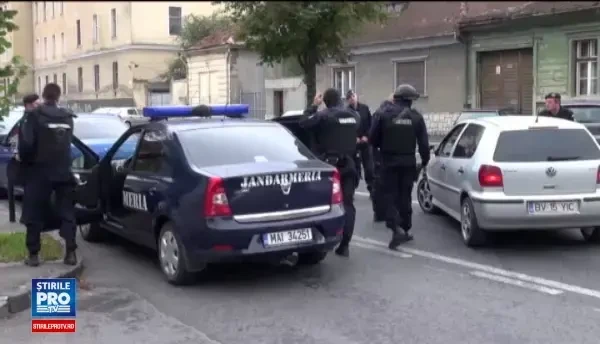 Stare de alerta la Brasov din cauza unei valize suspecte. Ce se afla in geamantanul voluminos