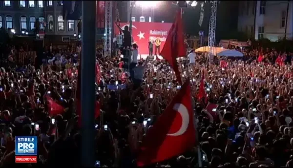 Turcia, marea epurare. Erdogan da afara 15.000 de profesori, 1.577 de decani si 100 de membri ai serviciului de informatii