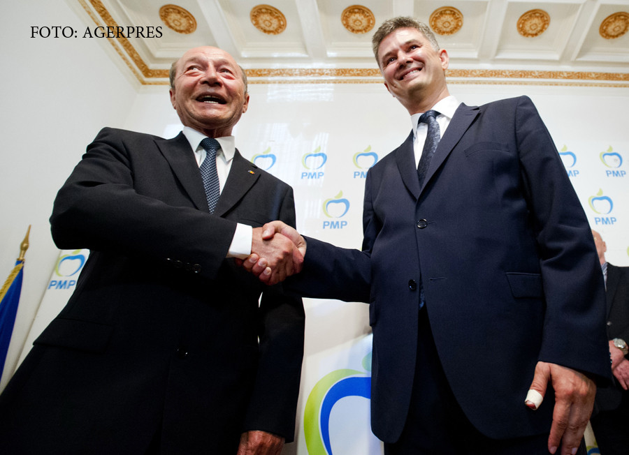 PMP si UNPR si-au oficializat fuziunea. Traian Basescu: "Apare o a treia forta politica consistenta"