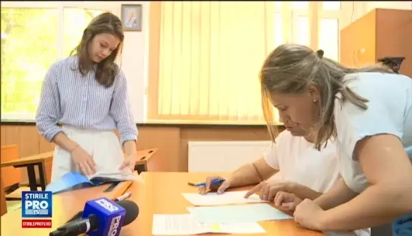 Admiterea la liceu pe baza de examen ar putea fi reintrodusa. Cum sunt dezavantajati elevii de repartizarea electronica