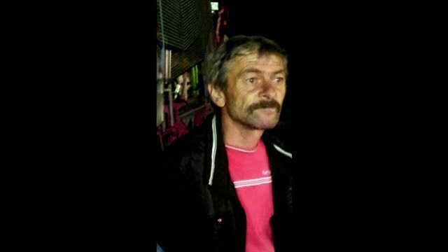 Barbat de 47 de ani, disparut fara urma in strainatate. Venea in tara pentru nunta fiicei, insa la granita i s-a facut rau