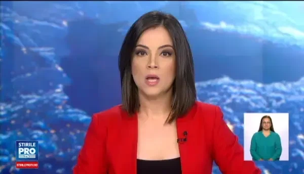 Accident pe Podul Baneasa; circulatia tramvaiului 5 a fost blocata pe ambele sensuri. Doi dintre soferi au ajuns la spital