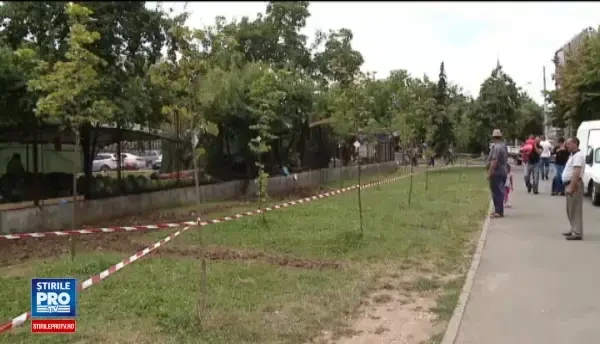 Pepenii vanduti pe marginea drumului ar putea deveni istorie. Comerciantii, nemultumiti ca au fost trimisi in piete