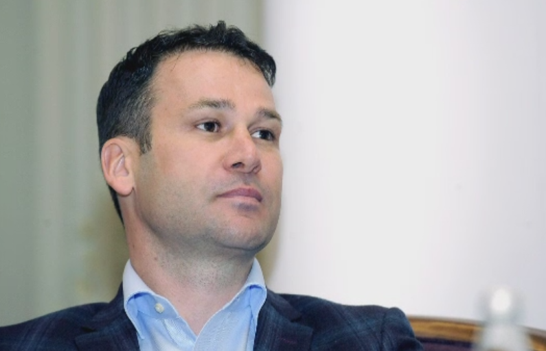 Robert Negoiţă: Unor angajați ai Primăriei Sector 3 le-a scăzut venitul cu aproximativ 20%