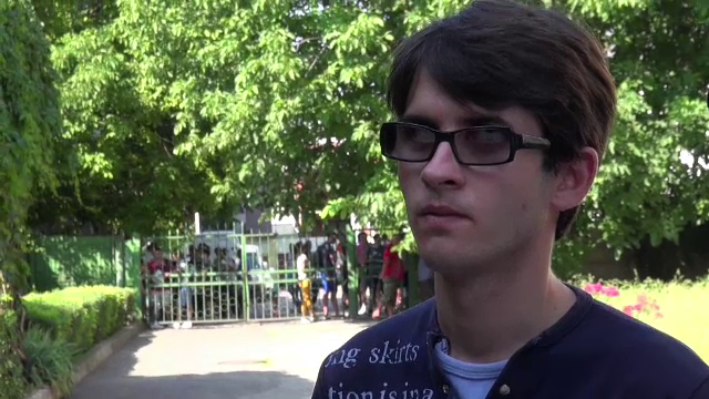 Un tanar orb isi doreste sa faca o facultate, dar statul roman nu ii permite. Ce hartie ii lipseste din dosar