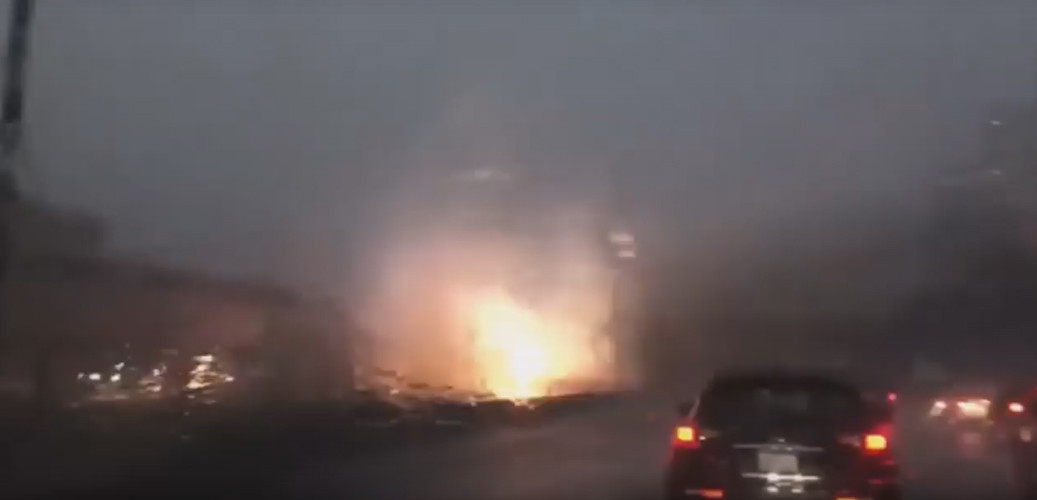 O furtuna cu tunete si fulgere era sa duca la deraierea unui tren in Chicago. "Doamne Dumnezeule, a luat foc"