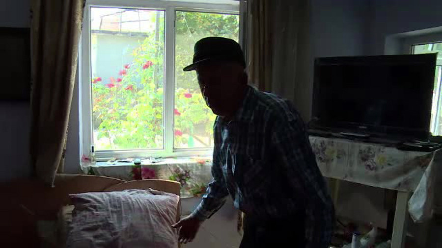 Batran din Dambovita, atacat si torturat pentru un cazan de tuica. Consatean: "Acum ne gandim cu groaza ca ne vine randul"