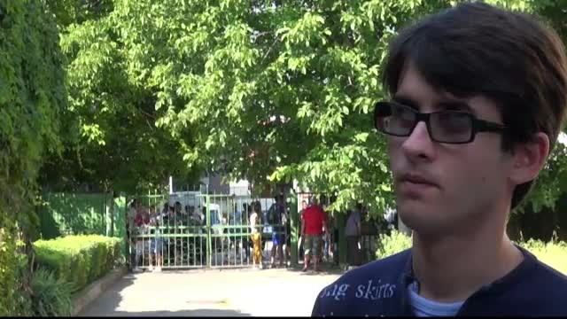 Umilit de stat si pus sa dea proba de Sport la admitere, tanarul orb din Galati a primit prima veste buna