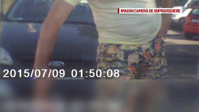 Si-a gasit masina zgariata in parcare, iar camera de bord a surprins autorul. De ce este nemultumit proprietarul