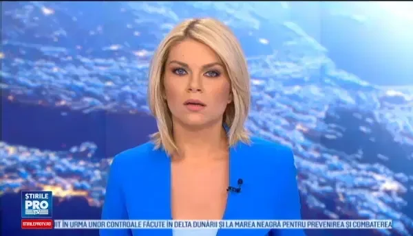 Si-a gasit masina zgariata in parcare, iar camera de bord a surprins autorul. De ce este nemultumit proprietarul