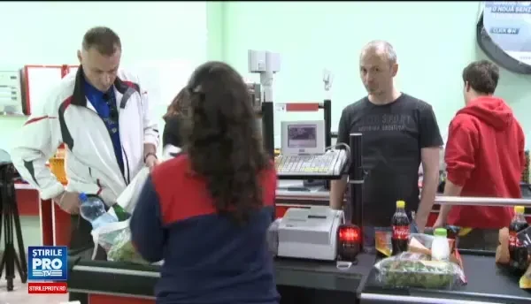 Fiscul NU nu mai vrea datele personale ale celor care cumpara cu cardul. Ce prevede proiectul unei hotarari de Guvern