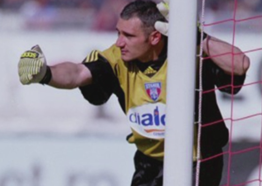 Fostul portar al Stelei, Zoltan Ritli, a ramas fara masina in parcarea unui hotel din Bulgaria. Ce a vazut pe camere