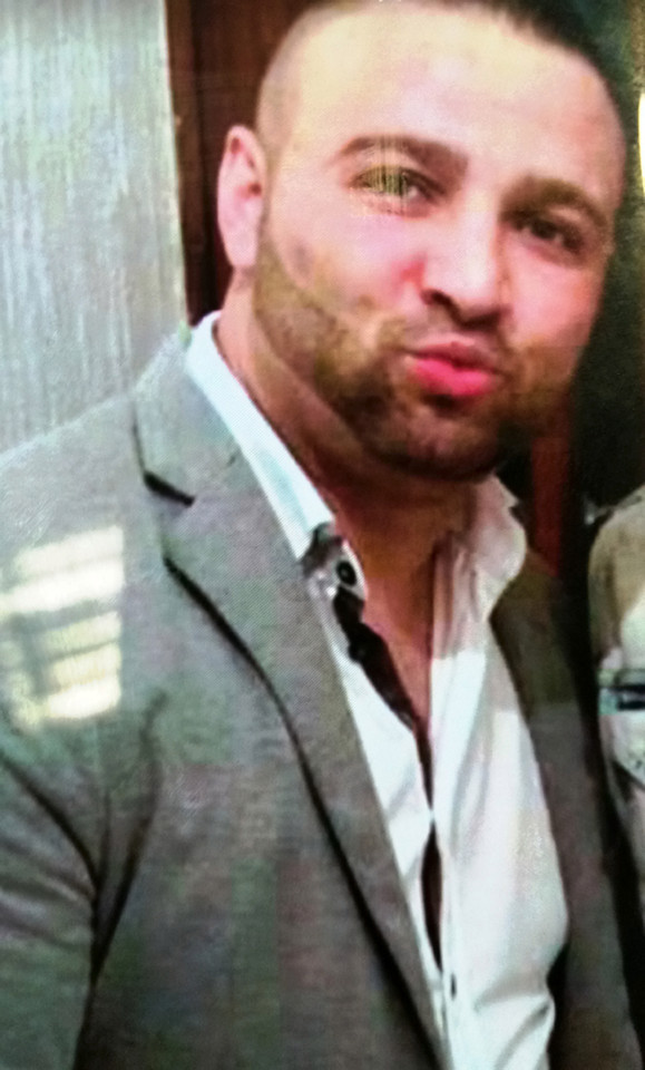 Roman cautat in Spania pentru rapirea unei fete de 15 ani, tot romanca, din Londra. Anuntul facut de Scotland Yard