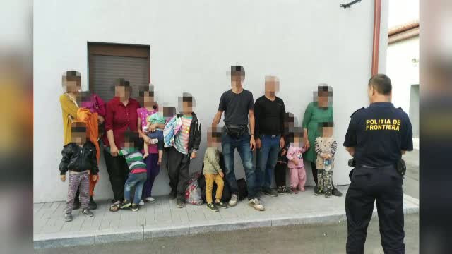 15 refugiati irakieni au fost prinsi, vineri dimineata, langa punctul de trecere a frontierei de la Sannicolau Mare