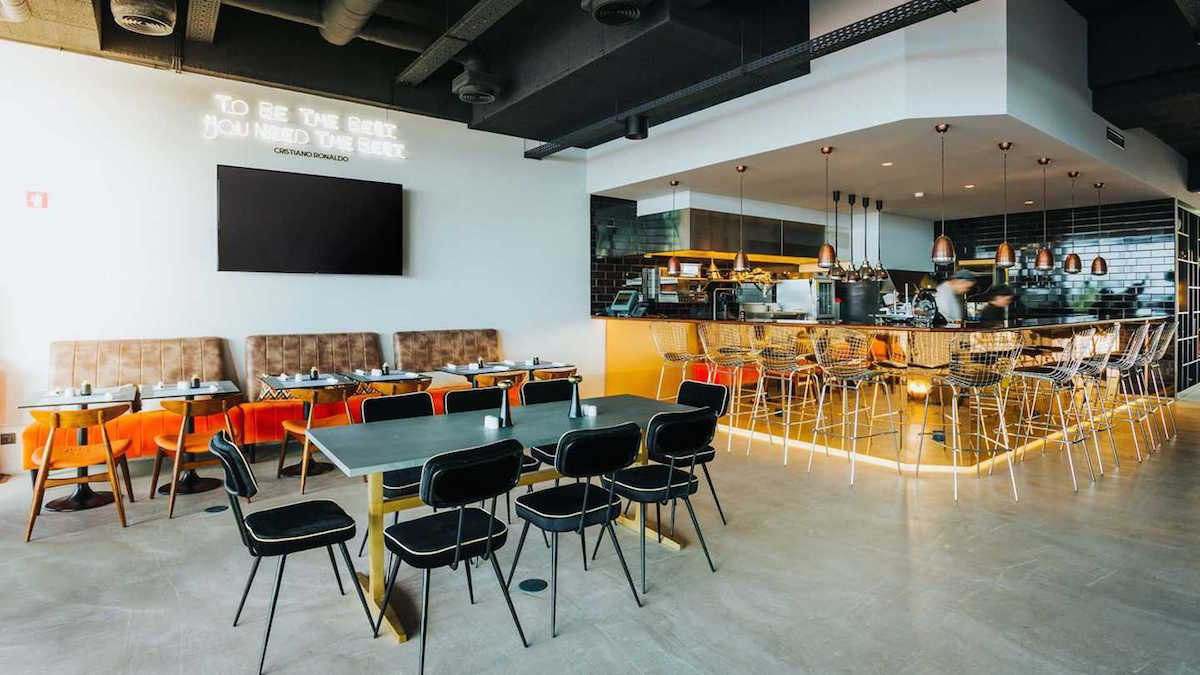 Cat te costa sa dormi o noapte in hotelul lui Cristiano Ronaldo. Starul Realului a deschis un complex superb in Madeira