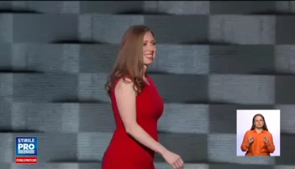 Hillary Clinton a acceptat oficial investitura pentru alegerile prezidentiale. Sagetile aruncate la adresa lui Donald Trump