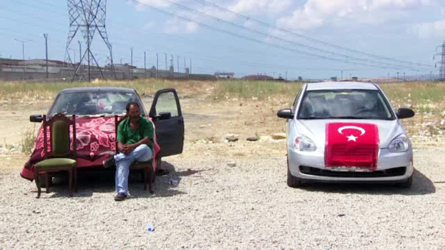 Tragediile provocate de puciul din Turcia. Un tata a iesit sa-l sustina pe Erdogan in vreme ce fiul sau era arestat ca pucist