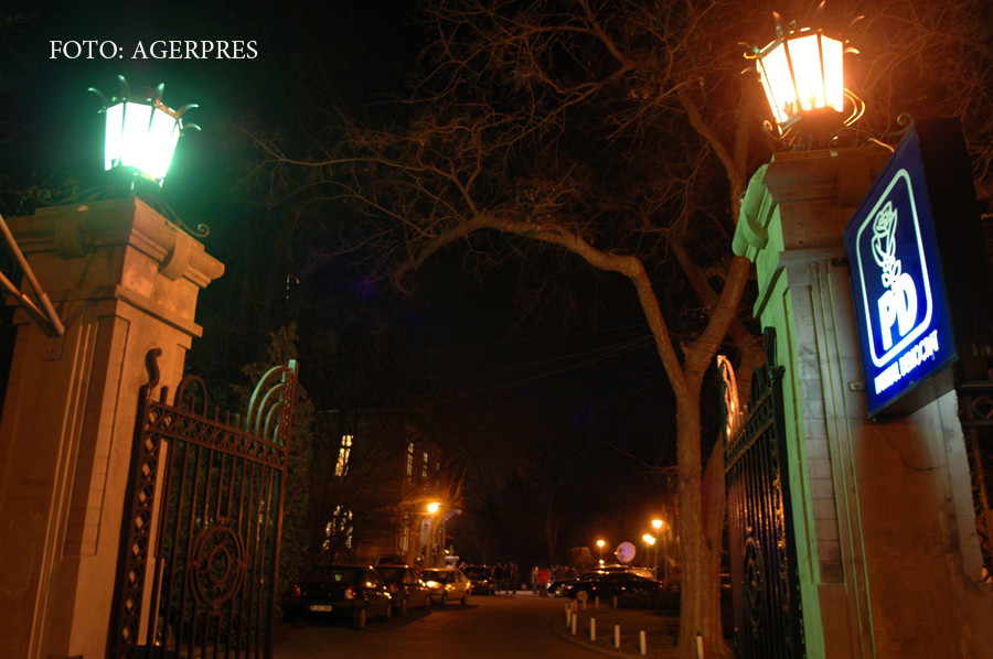 Partide, primarii, ministere si prefecturi, datoare cu chiria la stat. PSD Bucuresti, executat silit pentru 2 milioane de lei