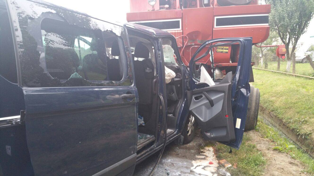 Grav accident in judetul Hunedoara. Noua romani care se intorceau acasa din Germania au fost raniti