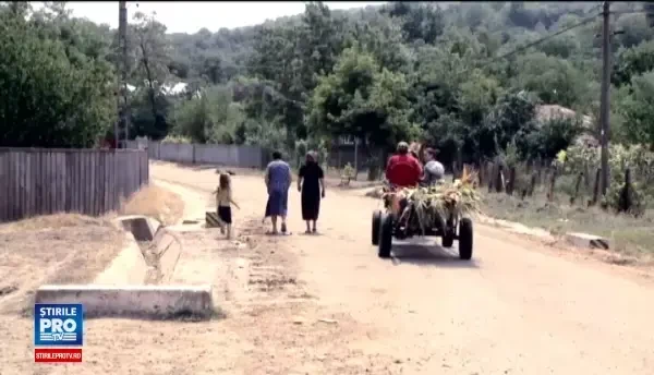 O fetita de 12 ani din Vaslui a murit electrocutata, in timp ce folosea masina de spalat. Mama copilei munceste in Germania