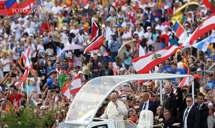 2,5 milioane de pelerini s-au adunat in Cracovia pentru vizita Papei. Guvernul polonez, nemultumit de mesajul pontifului