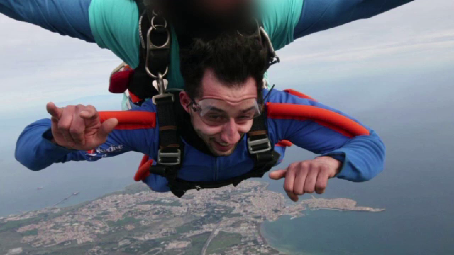 Un tanar de 26 de ani din Prahova, dezamagit in dragoste, s-a sinucis. Ce i-a spus iubita lui la despartire